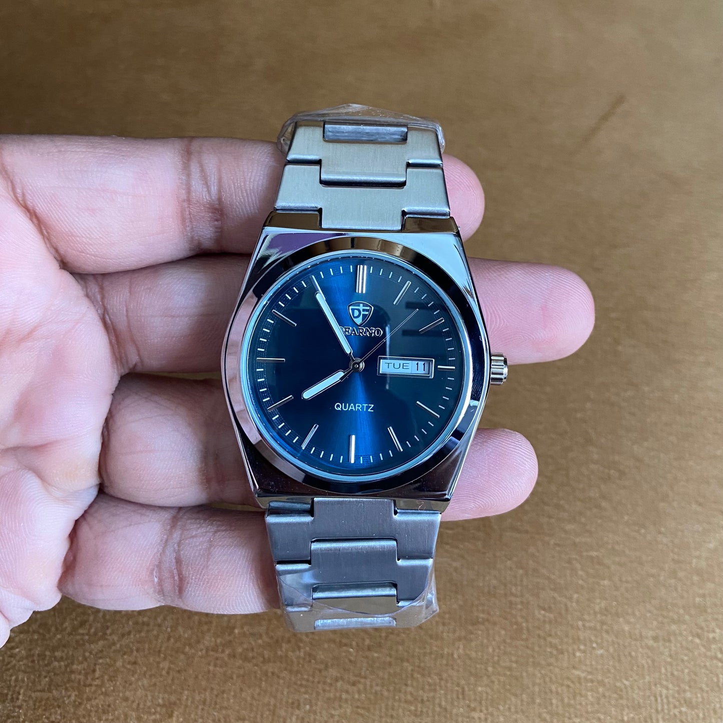 DEARNO Classic Blue Quartz Watch – Timeless Elegance for Every Occasion