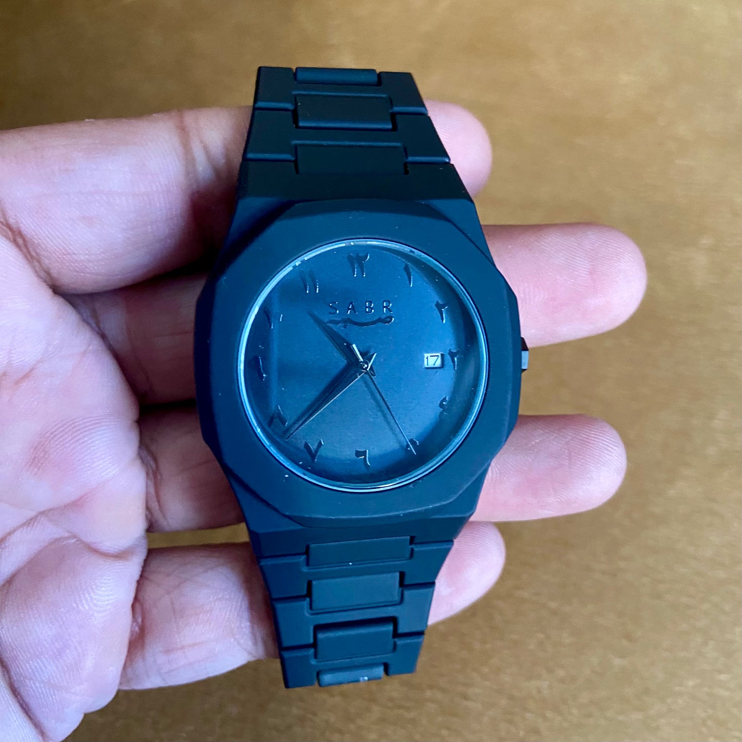 Black Arabic Date Watch – Classic Design with Date Display
